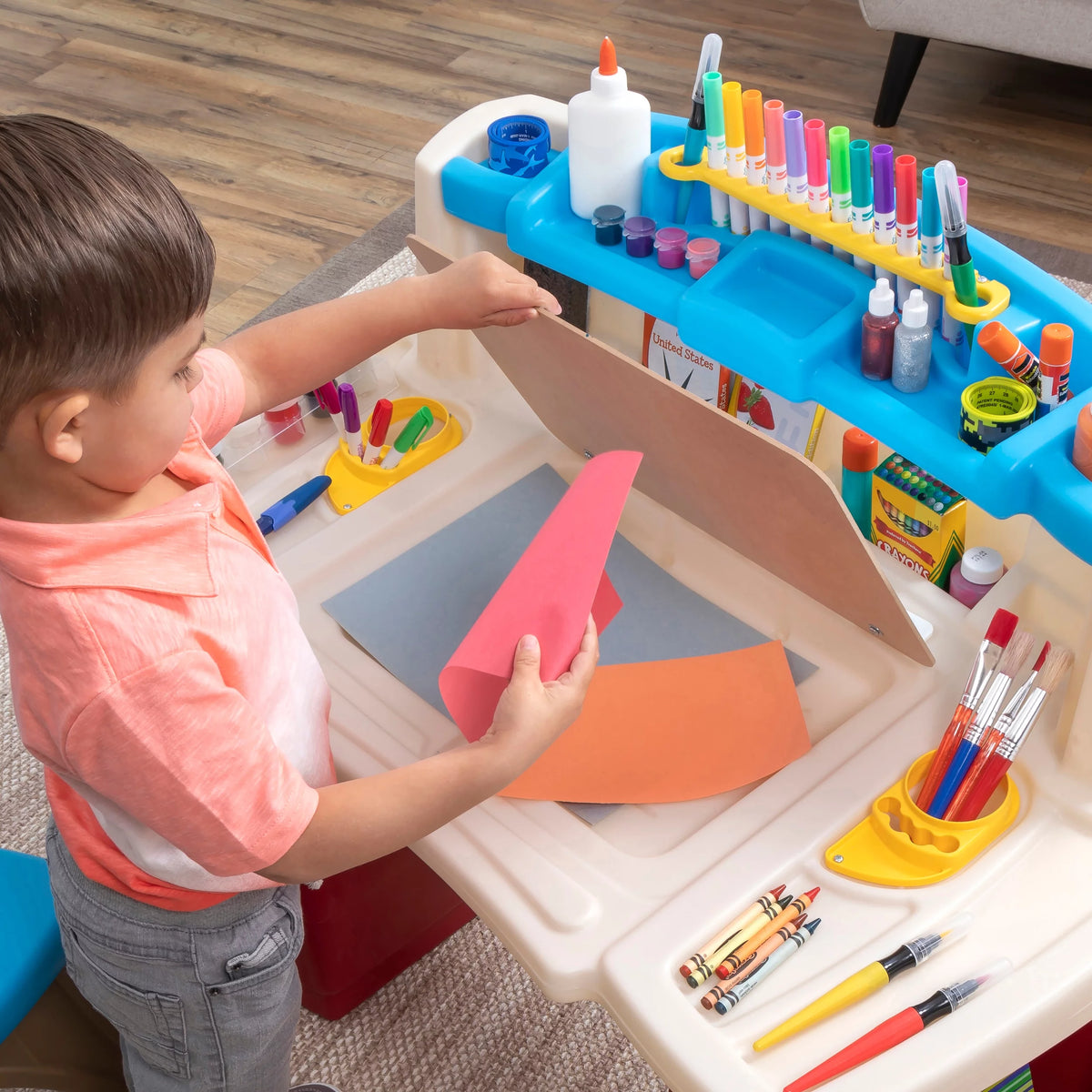 Plastic Kids Activity Center and Table F5553