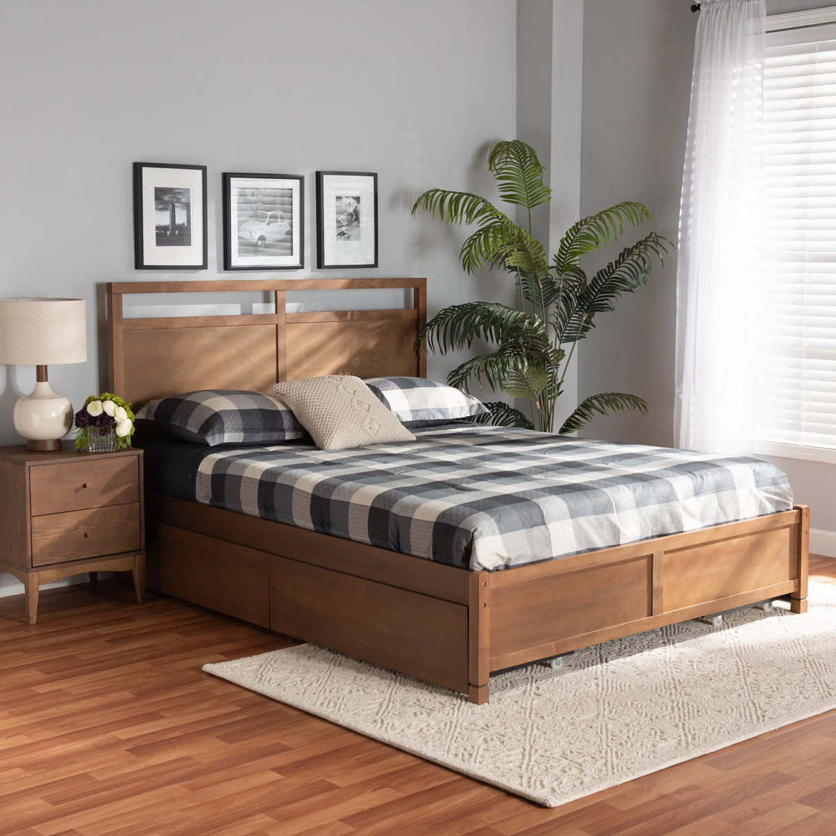Walnut Brown Wood King Size 4-Drawer Platform Storage Bed R570