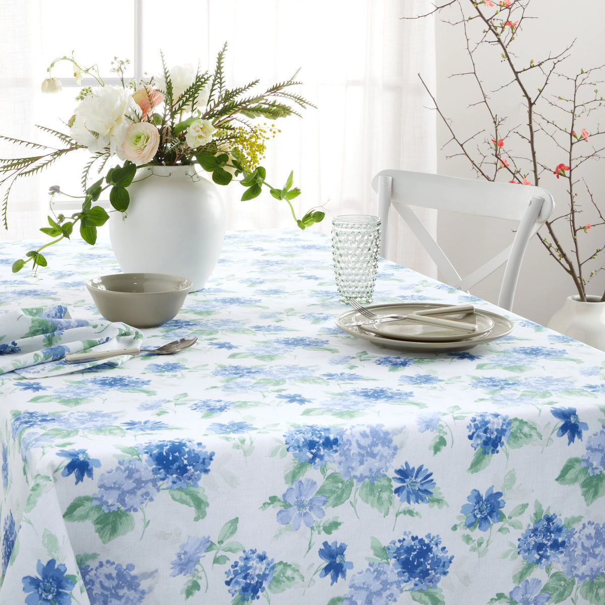 Floral Fabric Tablecloth 60"x120" C396003