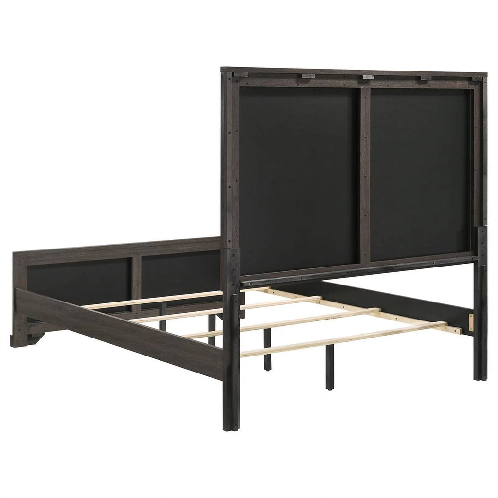4-piece Wood California King Bedroom Set P138