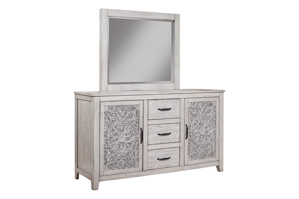 Weathered Light Gray Wood Dresser V60624