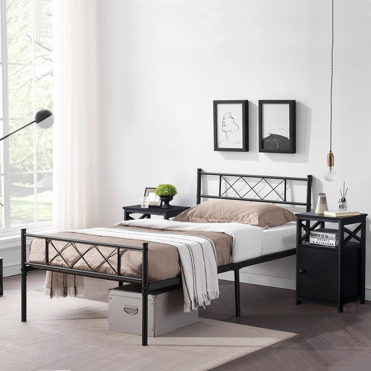 3-piece Bedroom Set with Nightstand B50110