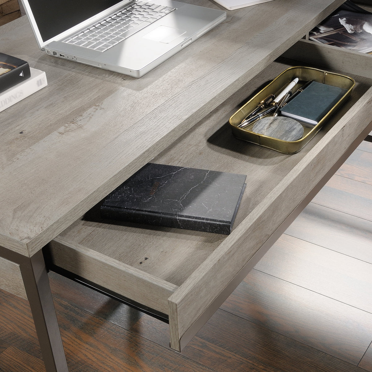 L-Shaped Desk C645104