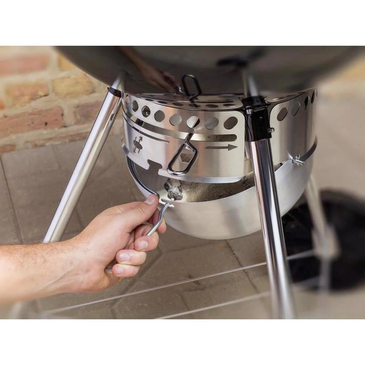 22 in. Charcoal Kettle Grill K202