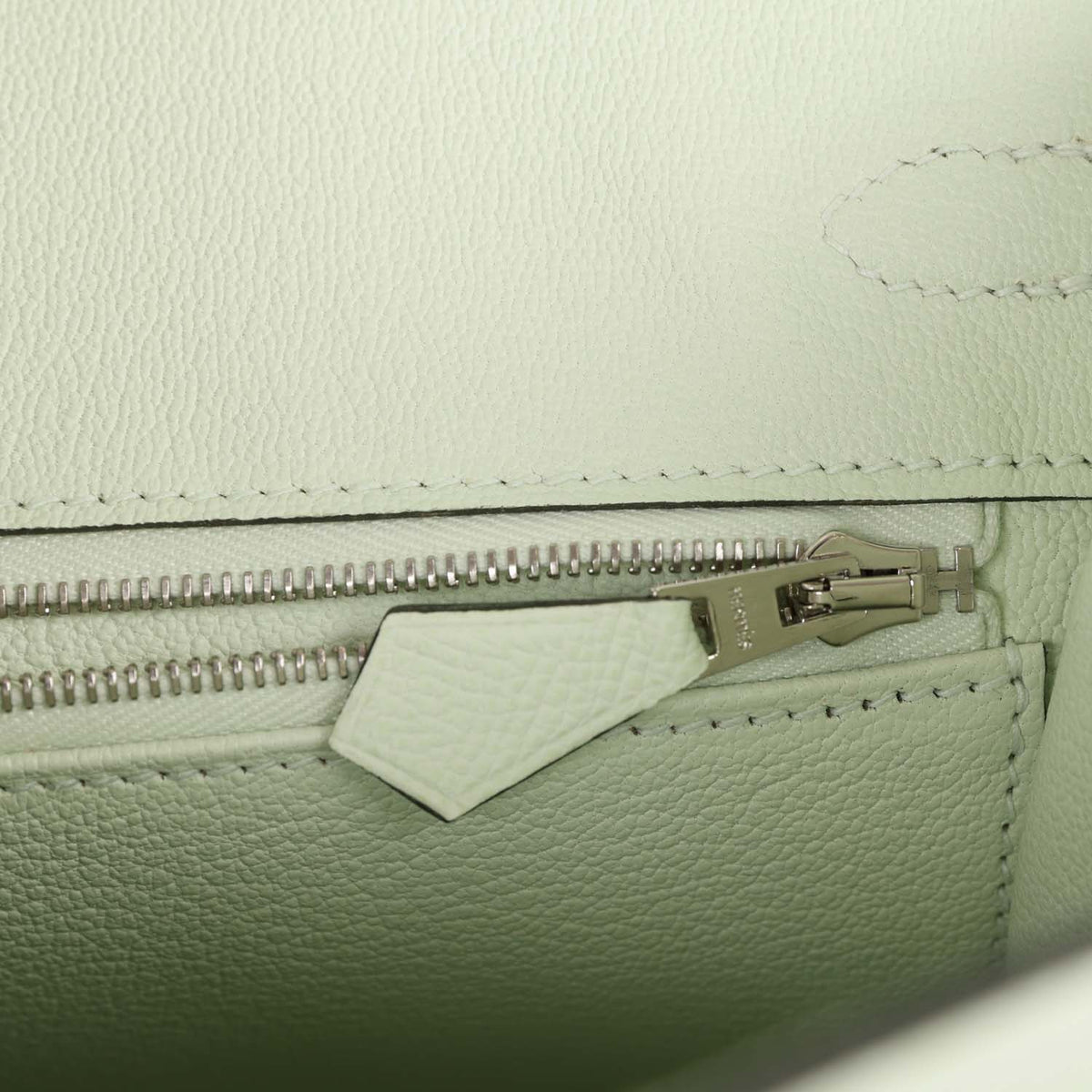 Vert Fizz Epsom Leather Handbag A4475