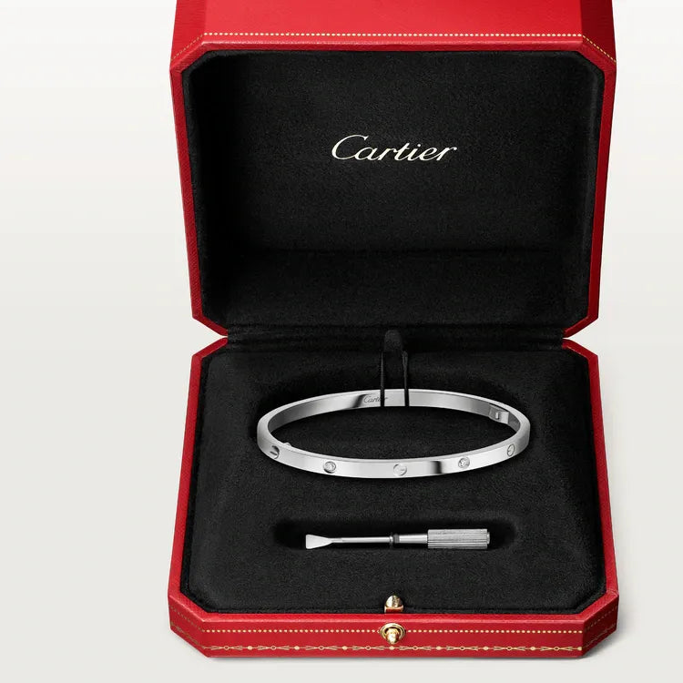 Bracelet with 6 Diamonds R871