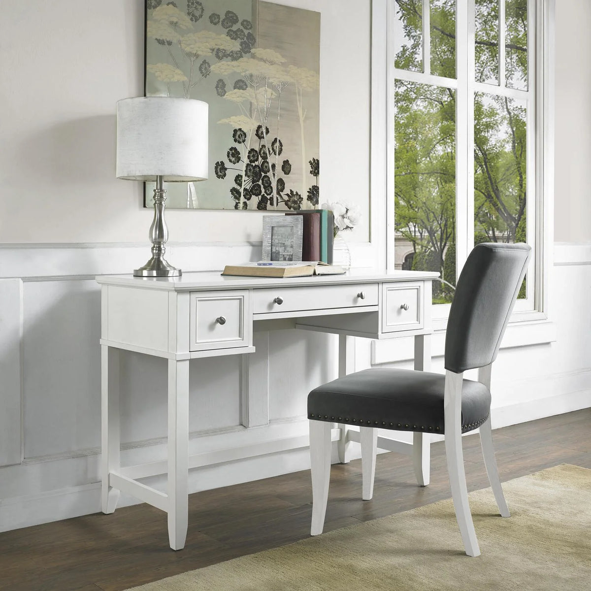 White Desk U600747